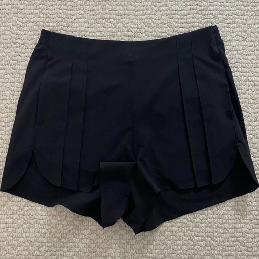 {SOLD} Lululemon Athletica Black Athletic Shorts